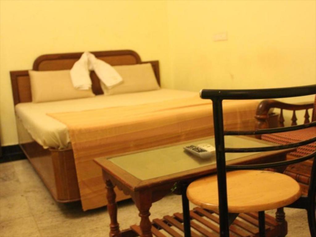 Hotel L'Ocean Puduččéri Pokoj fotografie